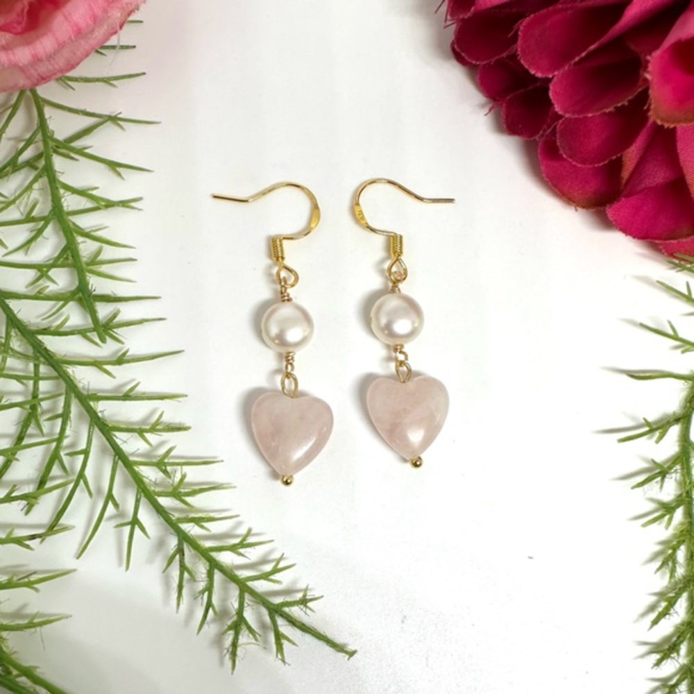 NEW⚜️Rose Quartz & Freshwater Pearl Heart Drop Earrings